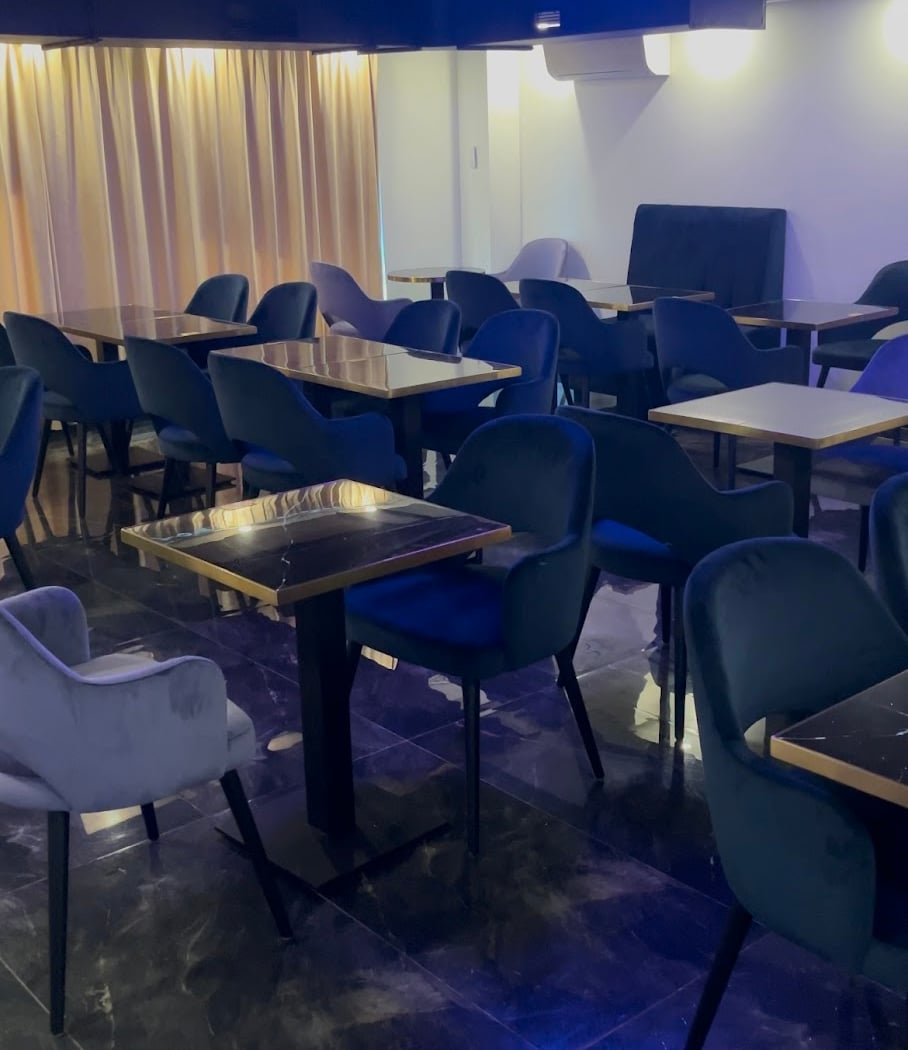 SNOW RESTAURANT LOUNGE 2